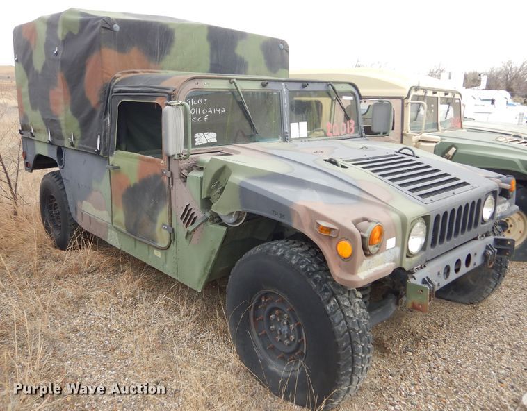 image for item KS9322 1985 Am General HMMWV  SUV