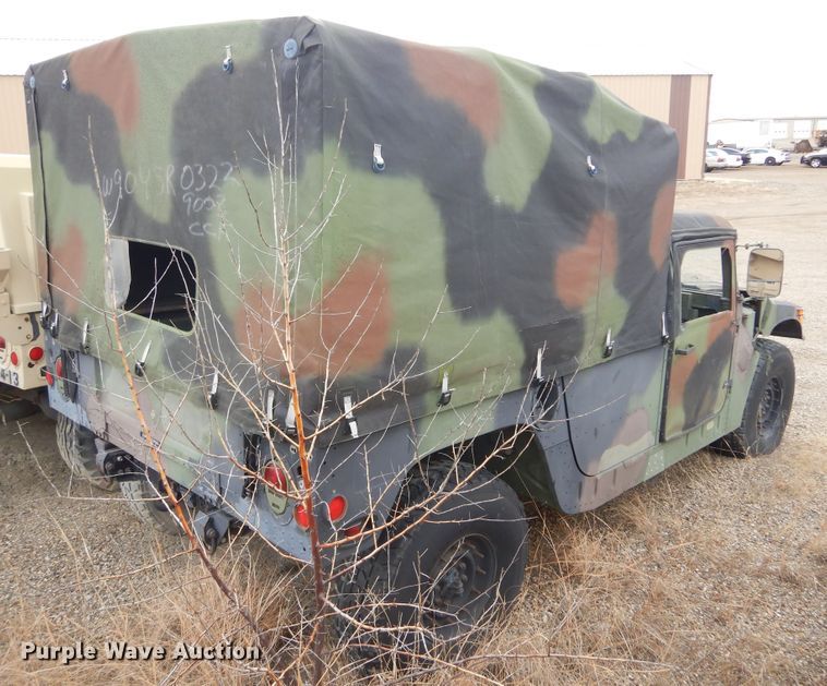 image for item KS9322 1985 Am General HMMWV  SUV