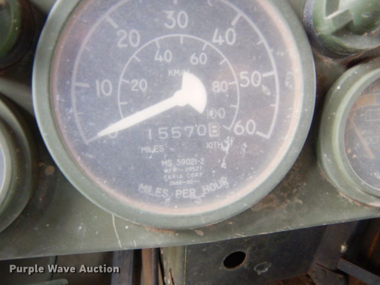 image for item KS9322 1985 Am General HMMWV  SUV