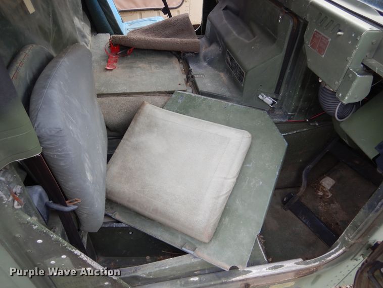 image for item KS9322 1985 Am General HMMWV  SUV