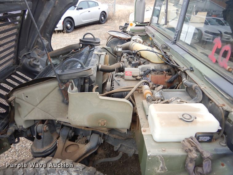 image for item KS9322 1985 Am General HMMWV  SUV