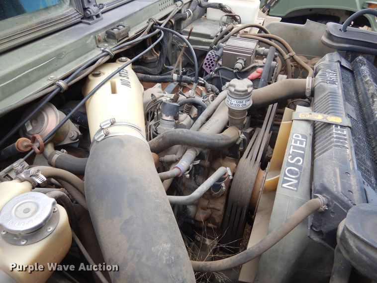 image for item KS9322 1985 Am General HMMWV  SUV