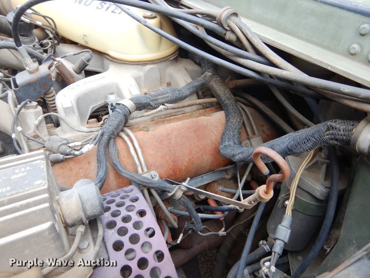 image for item KS9322 1985 Am General HMMWV  SUV