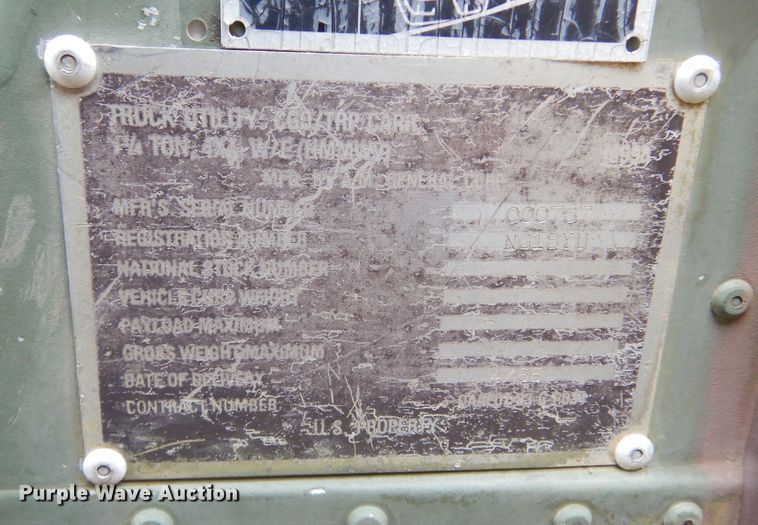 image for item KS9322 1985 Am General HMMWV  SUV