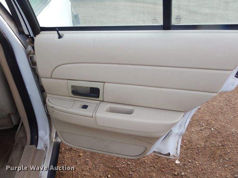 image for item KS9323 2009 Ford Crown Victoria Police Interceptor