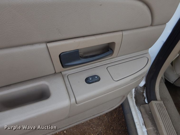 image for item KS9323 2009 Ford Crown Victoria Police Interceptor