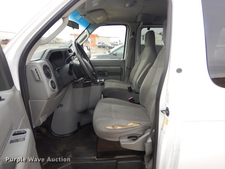 image for item KS9325 2012 Ford E350 Super Duty XL  van