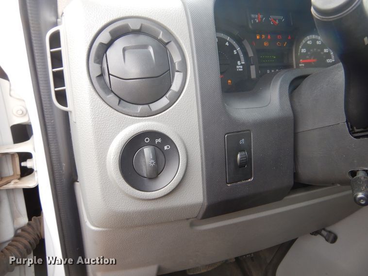 image for item KS9325 2012 Ford E350 Super Duty XL  van