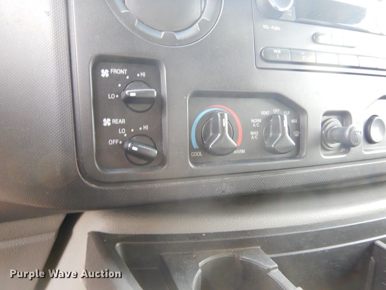 image for item KS9325 2012 Ford E350 Super Duty XL  van