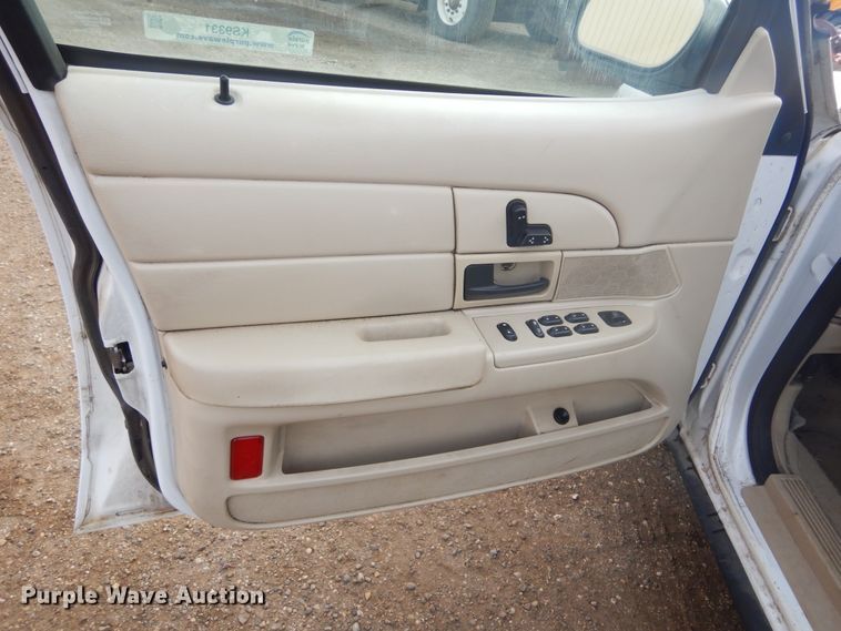 image for item KS9331 2011 Ford Crown Victoria Police Interceptor