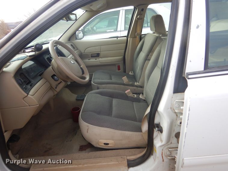 image for item KS9331 2011 Ford Crown Victoria Police Interceptor