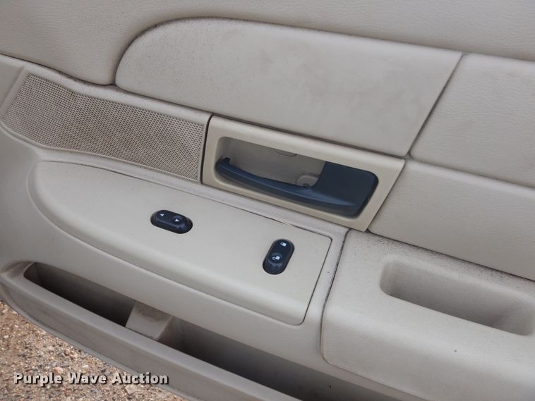 image for item KS9331 2011 Ford Crown Victoria Police Interceptor