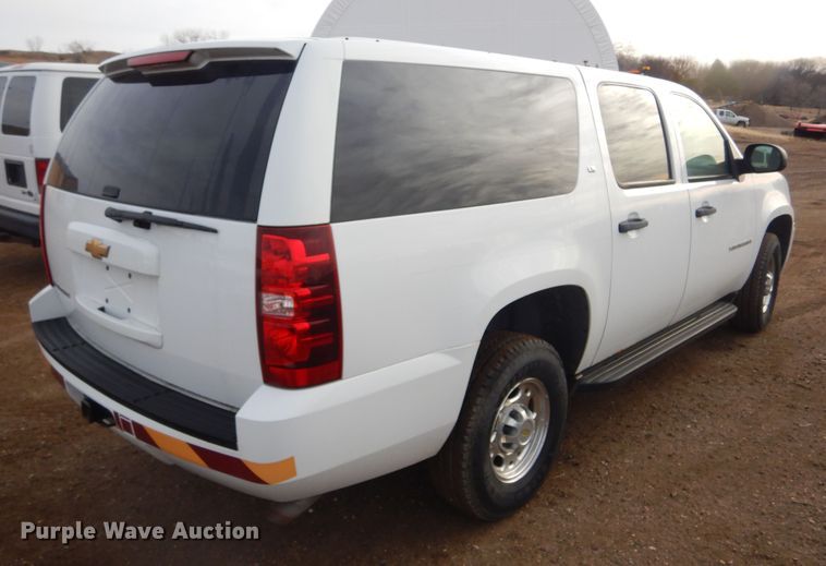 image for item KS9339 2007 Chevrolet Suburban 2500 LS
