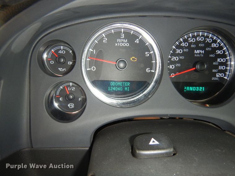 image for item KS9339 2007 Chevrolet Suburban 2500 LS