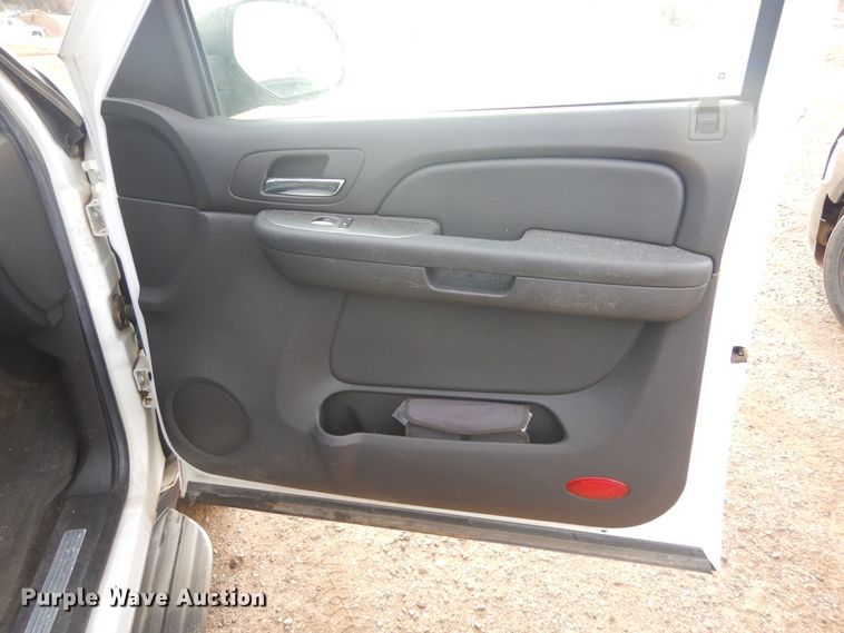 image for item KS9339 2007 Chevrolet Suburban 2500 LS