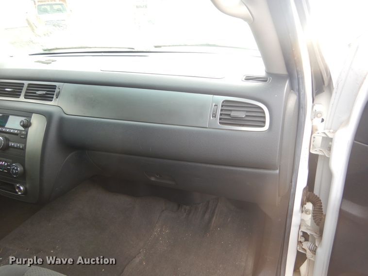 image for item KS9339 2007 Chevrolet Suburban 2500 LS