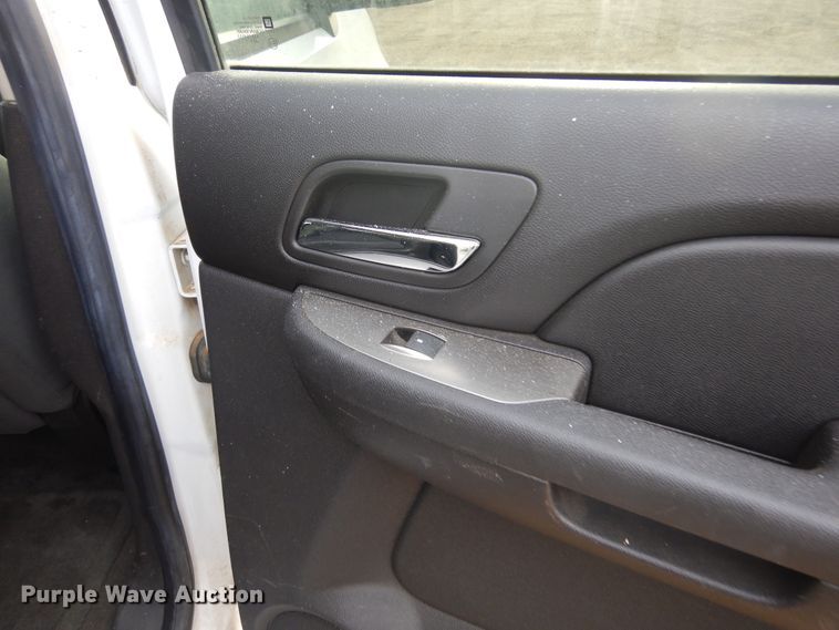 image for item KS9339 2007 Chevrolet Suburban 2500 LS