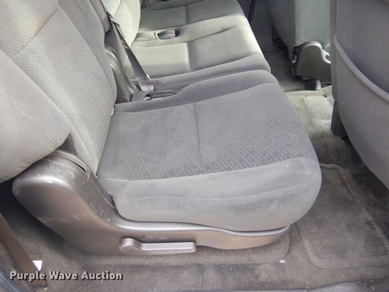 image for item KS9339 2007 Chevrolet Suburban 2500 LS