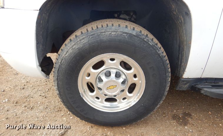 image for item KS9339 2007 Chevrolet Suburban 2500 LS