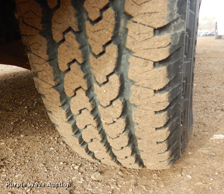 image for item KS9339 2007 Chevrolet Suburban 2500 LS