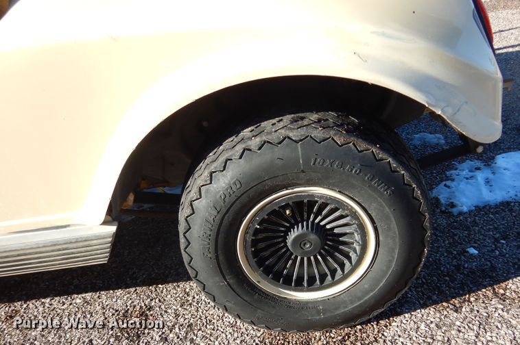 image for item KS9347 2002 Club Car  golf cart