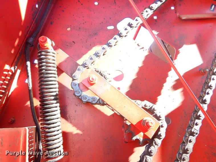 image for item KS9350 1999 New Holland 648  round baler