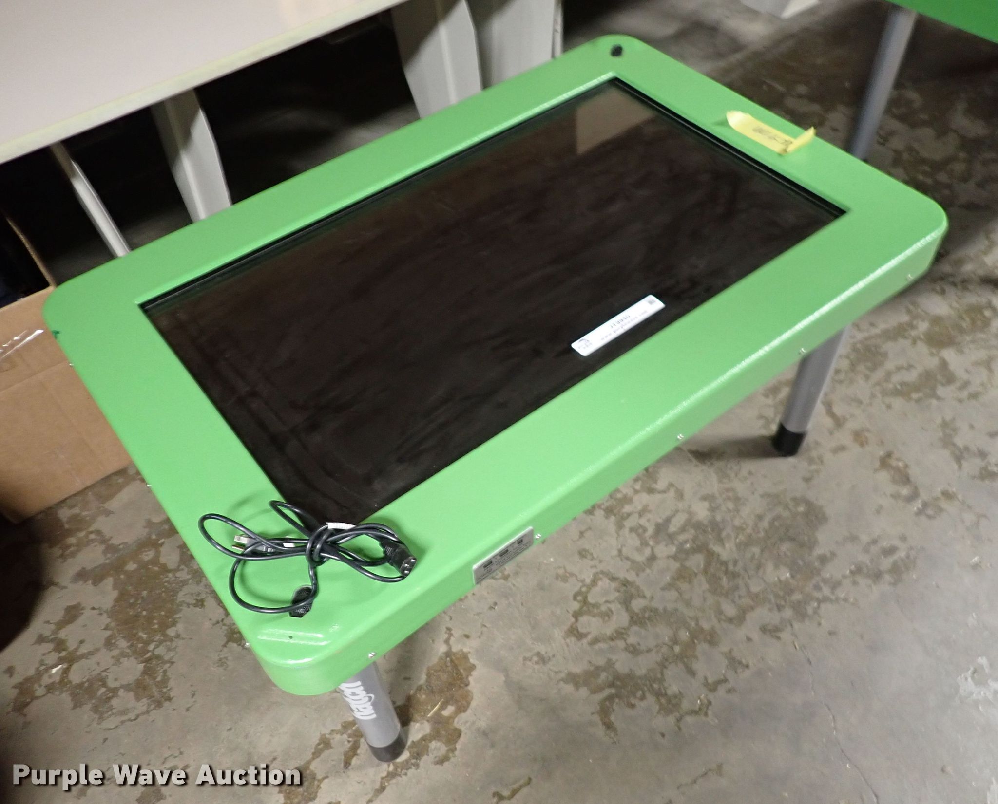 Hatch WePlay smart table in Hutchinson, KS | Item JT9940 sold | Purple Wave