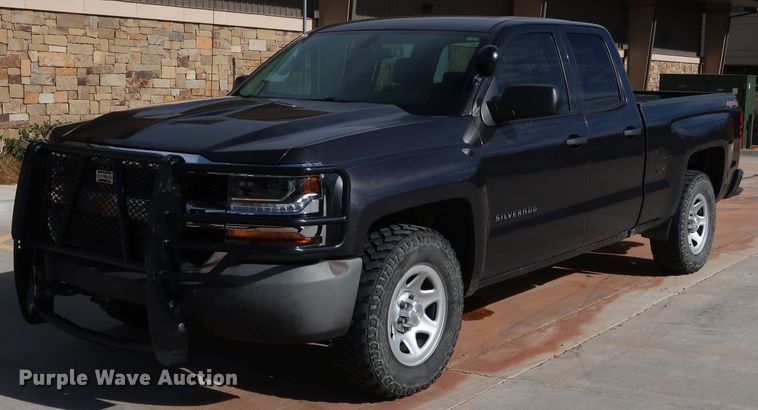 image for item DK3503 2016 Chevrolet Silverado 1500  Double Cab pickup truck