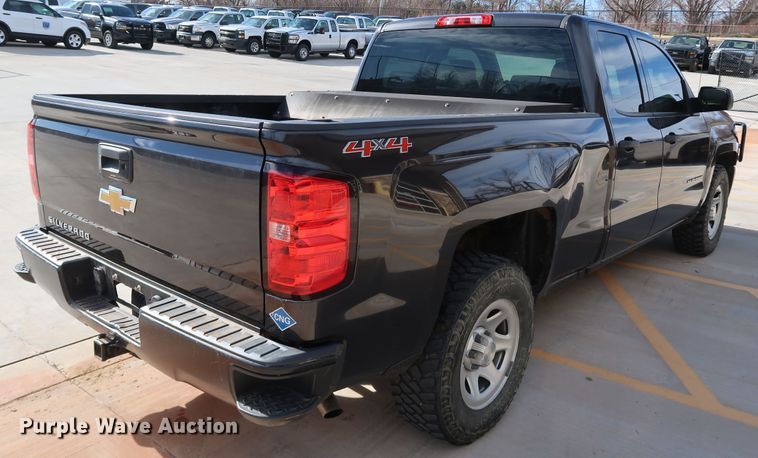 image for item DK3503 2016 Chevrolet Silverado 1500  Double Cab pickup truck
