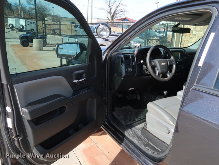 image for item DK3503 2016 Chevrolet Silverado 1500  Double Cab pickup truck