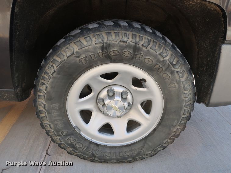 image for item DK3503 2016 Chevrolet Silverado 1500  Double Cab pickup truck