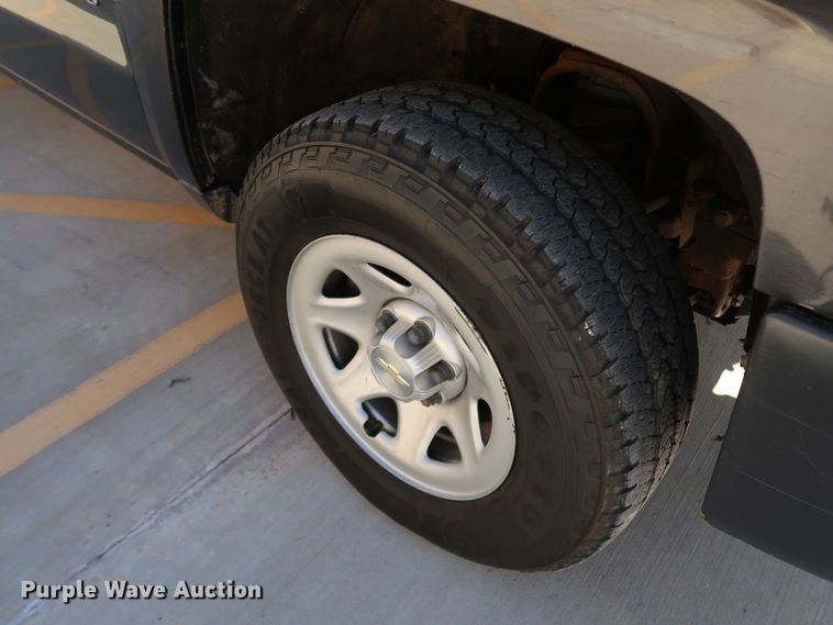 image for item DK3504 2016 Chevrolet Silverado 1500  Double Cab pickup truck