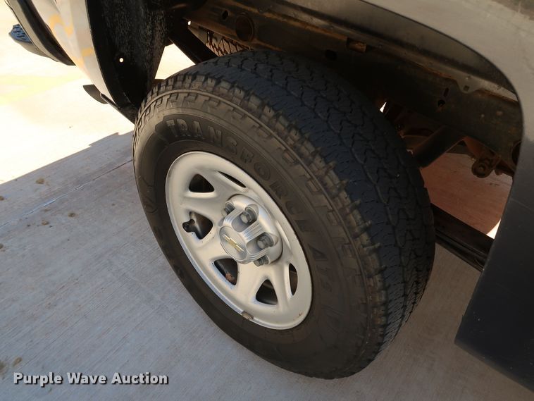 image for item DK3504 2016 Chevrolet Silverado 1500  Double Cab pickup truck