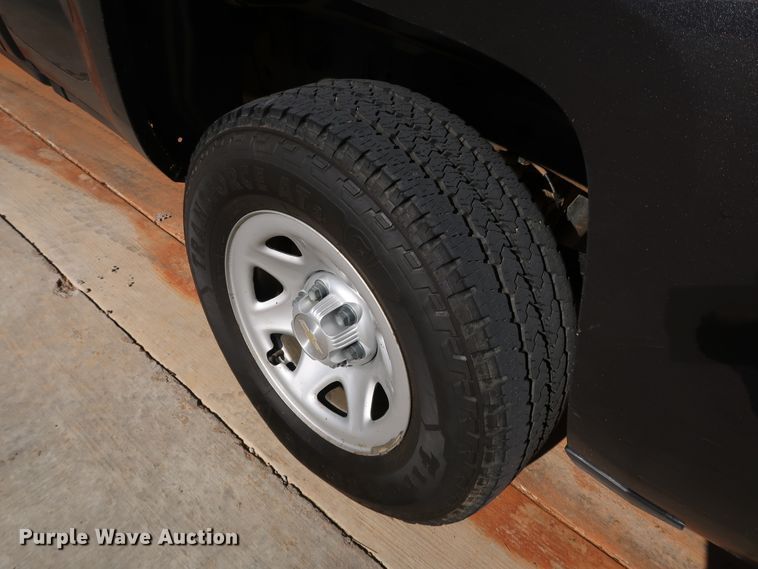 image for item DK3504 2016 Chevrolet Silverado 1500  Double Cab pickup truck