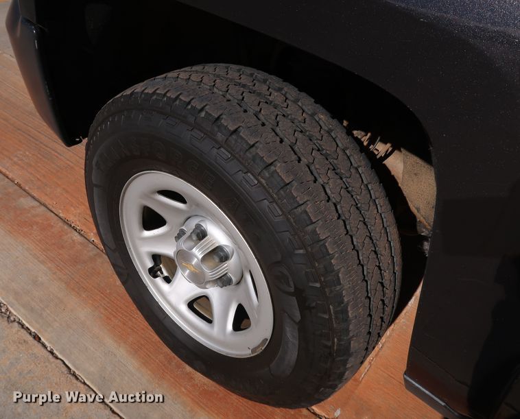 image for item DK3504 2016 Chevrolet Silverado 1500  Double Cab pickup truck