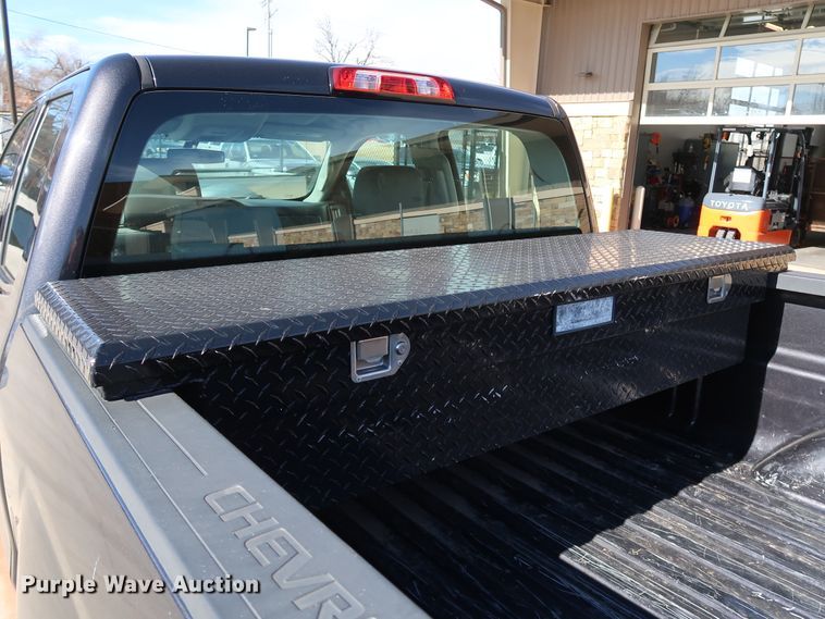 image for item DK3505 2016 Chevrolet Silverado 1500  Double Cab pickup truck