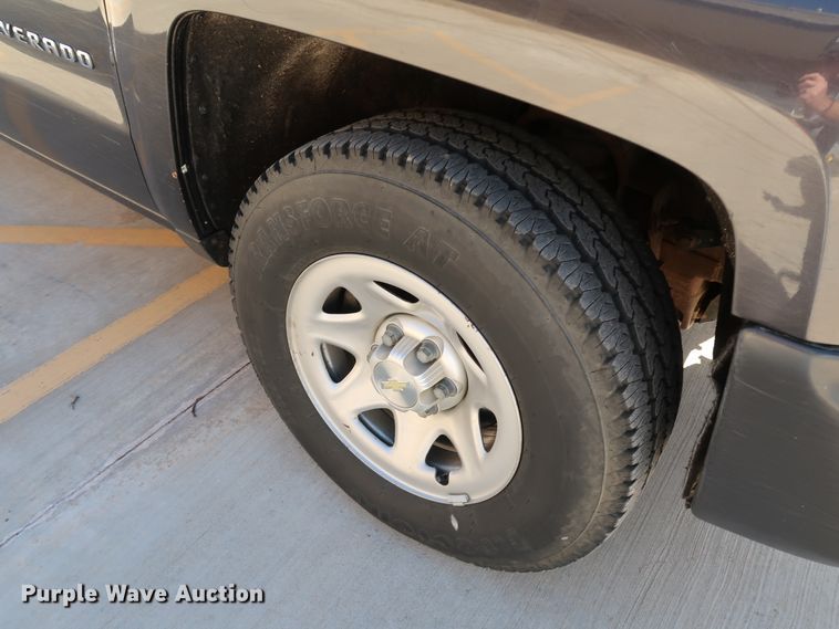 image for item DK3505 2016 Chevrolet Silverado 1500  Double Cab pickup truck