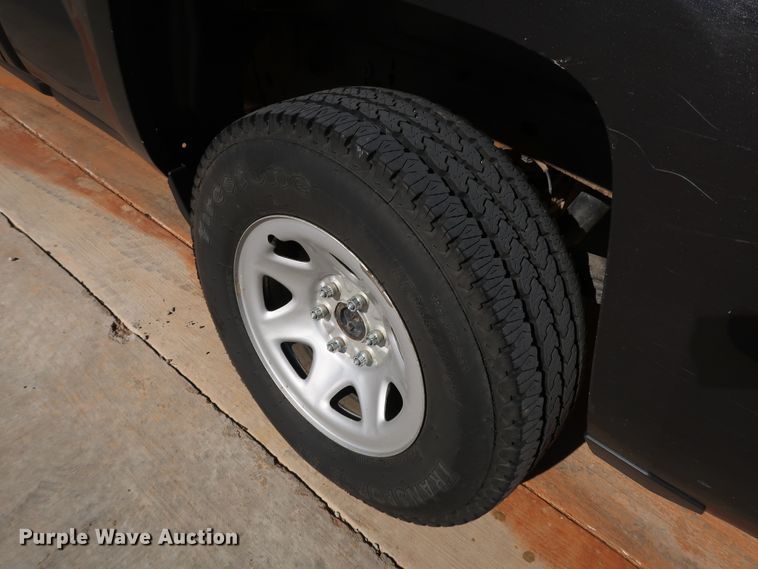 image for item DK3505 2016 Chevrolet Silverado 1500  Double Cab pickup truck