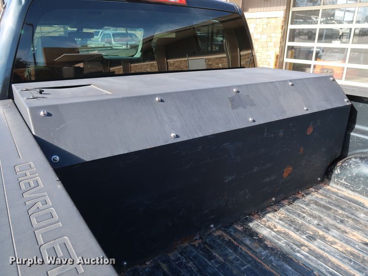 image for item DK3506 2017 Chevrolet Silverado 1500  Double Cab pickup truck