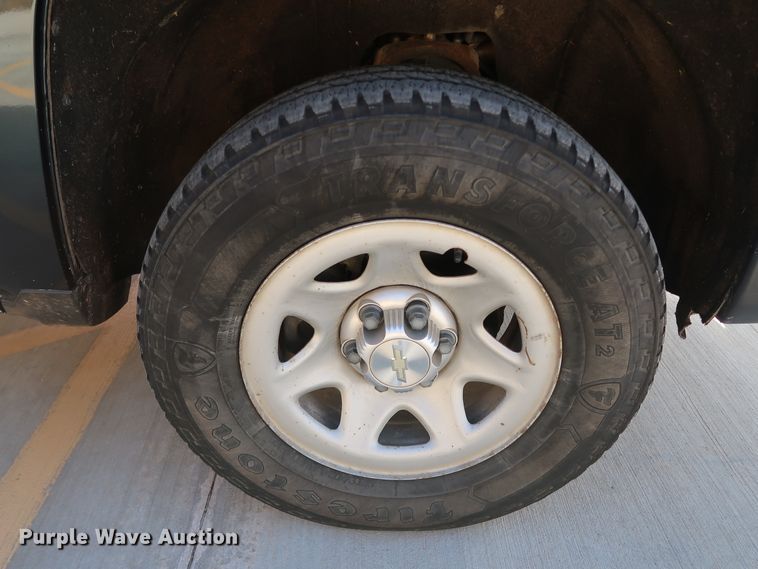 image for item DK3506 2017 Chevrolet Silverado 1500  Double Cab pickup truck