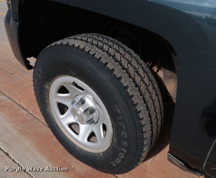 image for item DK3506 2017 Chevrolet Silverado 1500  Double Cab pickup truck