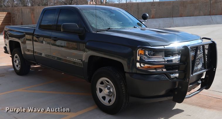 image for item DK3508 2017 Chevrolet Silverado 1500  Double Cab pickup truck