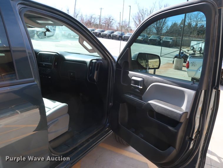 image for item DK3508 2017 Chevrolet Silverado 1500  Double Cab pickup truck