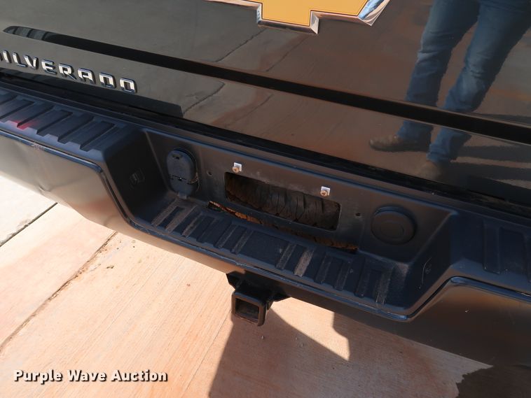 image for item DK3508 2017 Chevrolet Silverado 1500  Double Cab pickup truck