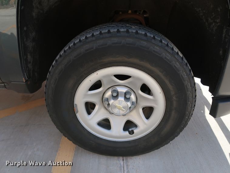 image for item DK3508 2017 Chevrolet Silverado 1500  Double Cab pickup truck