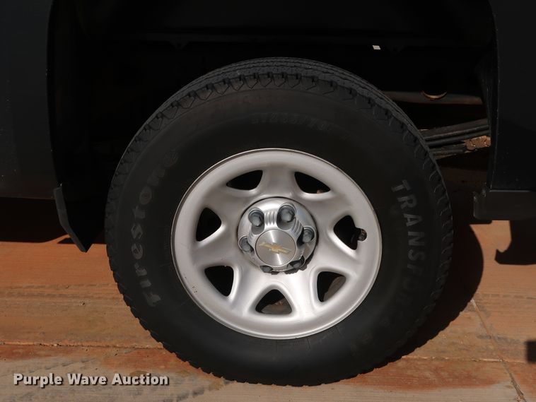 image for item DK3508 2017 Chevrolet Silverado 1500  Double Cab pickup truck