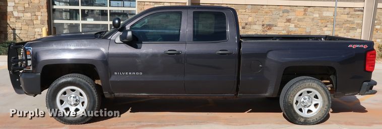 image for item DK3509 2016 Chevrolet Silverado 1500  Double Cab pickup truck
