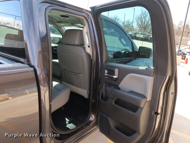 image for item DK3509 2016 Chevrolet Silverado 1500  Double Cab pickup truck