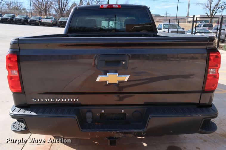 image for item DK3509 2016 Chevrolet Silverado 1500  Double Cab pickup truck