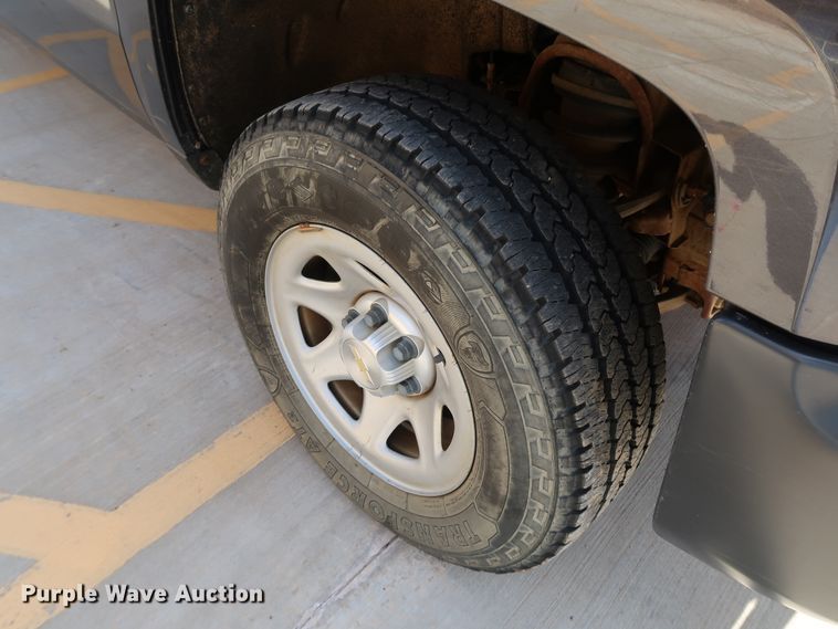 image for item DK3509 2016 Chevrolet Silverado 1500  Double Cab pickup truck